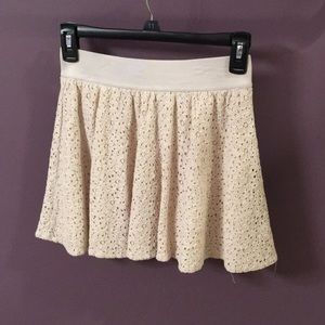Floral detailed skirt